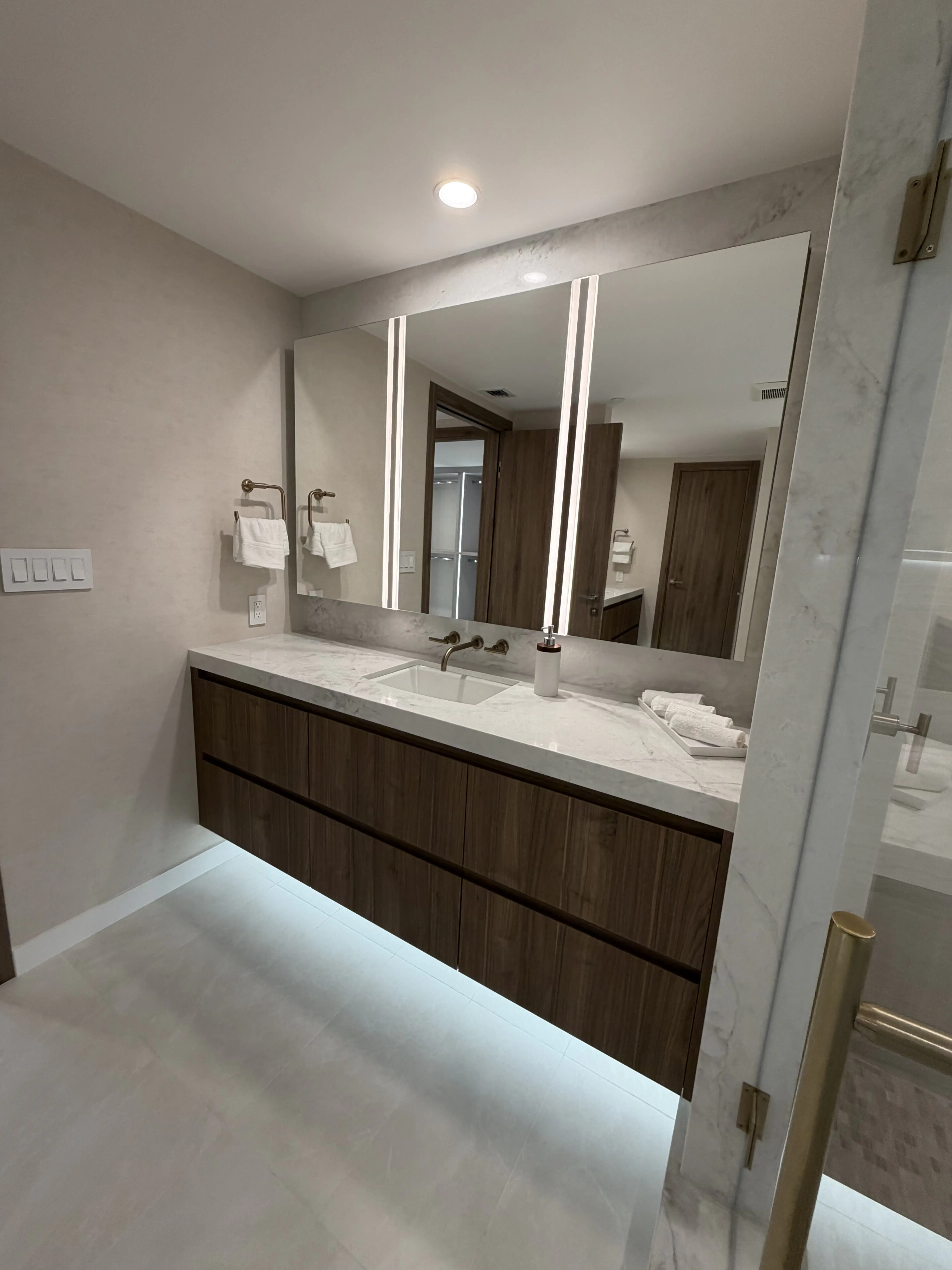 Property #K24015, image 40
