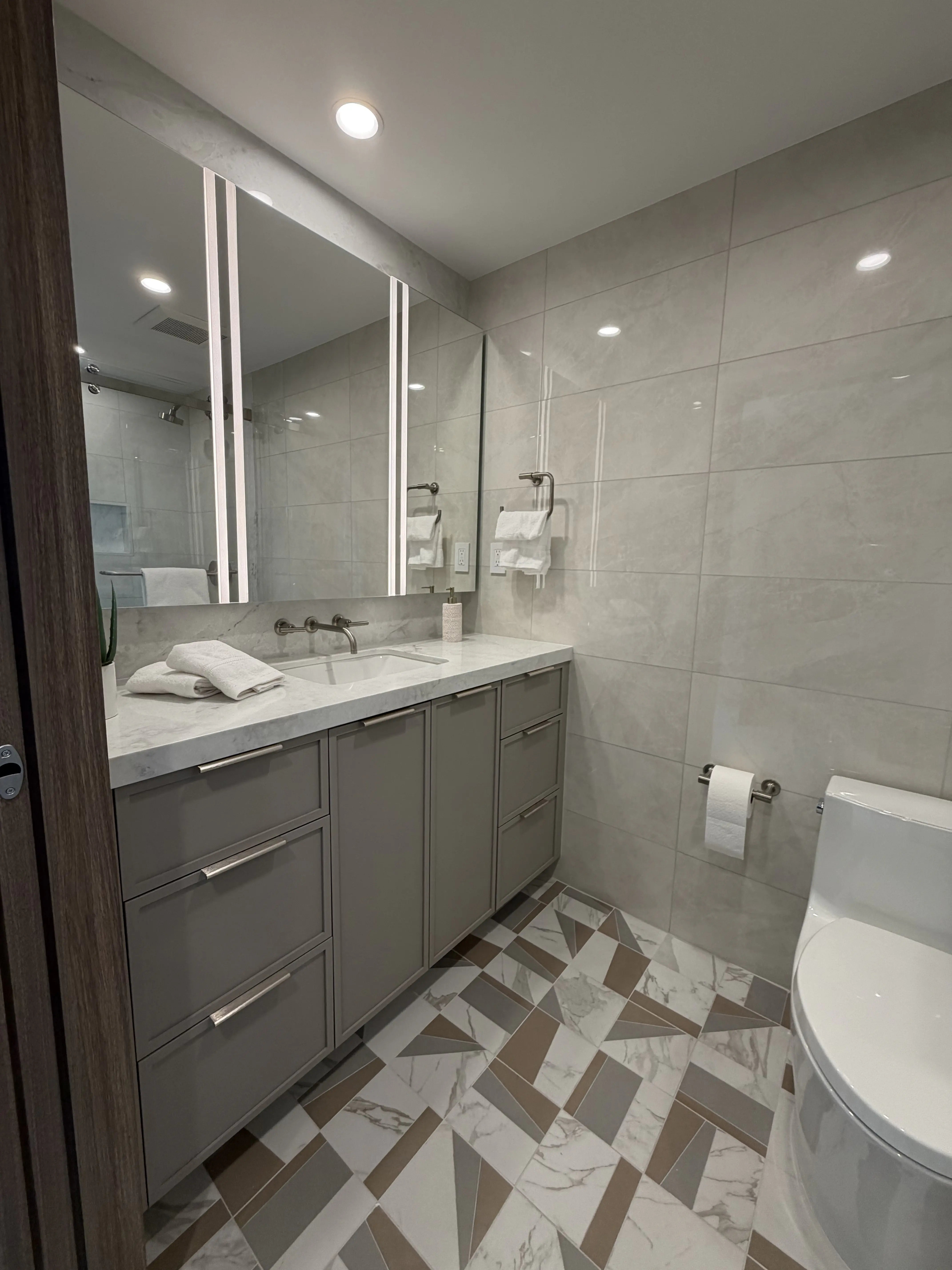 Property #K24015, image 32